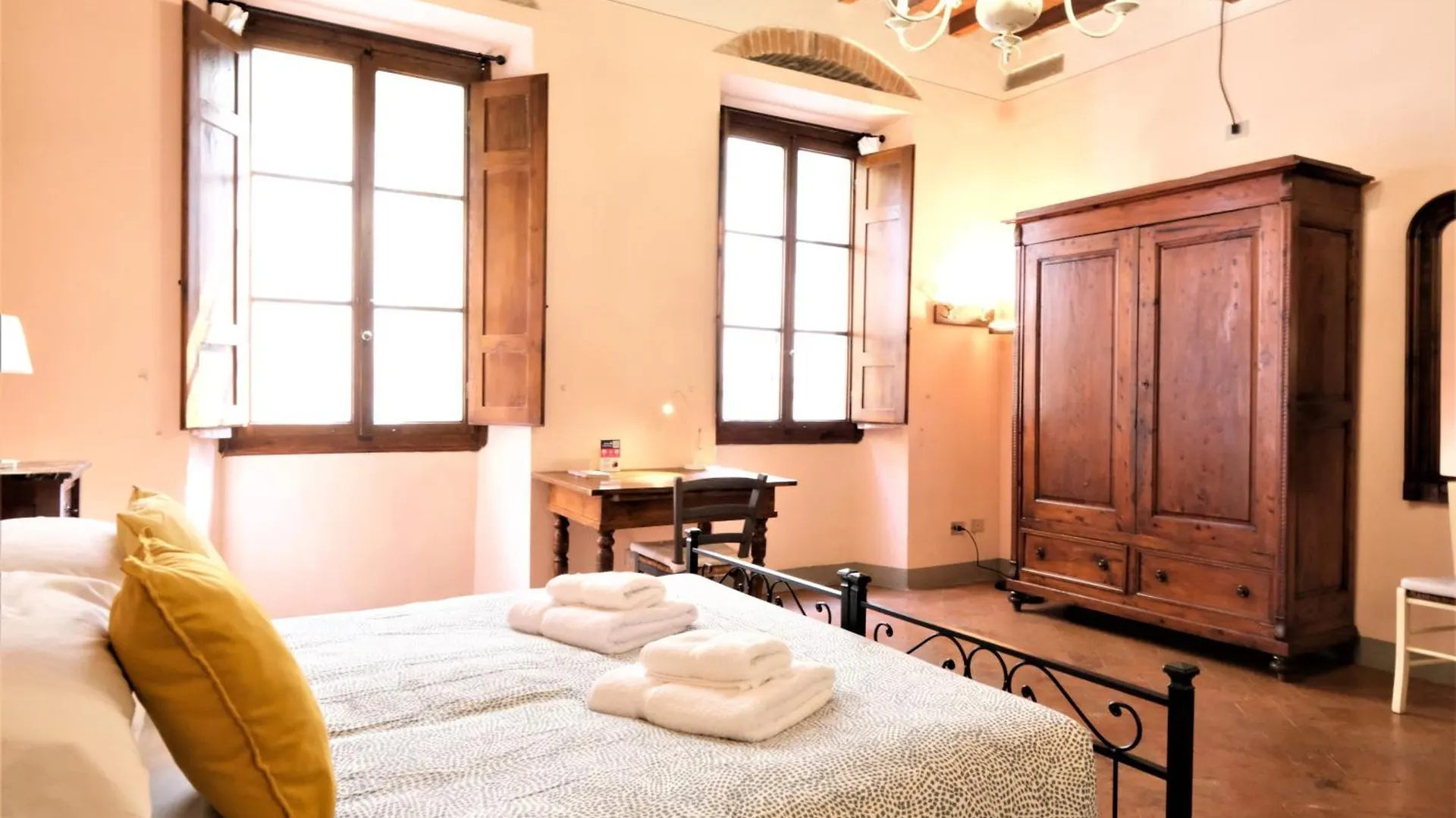 Wine Apartments Florence Pomino Италия