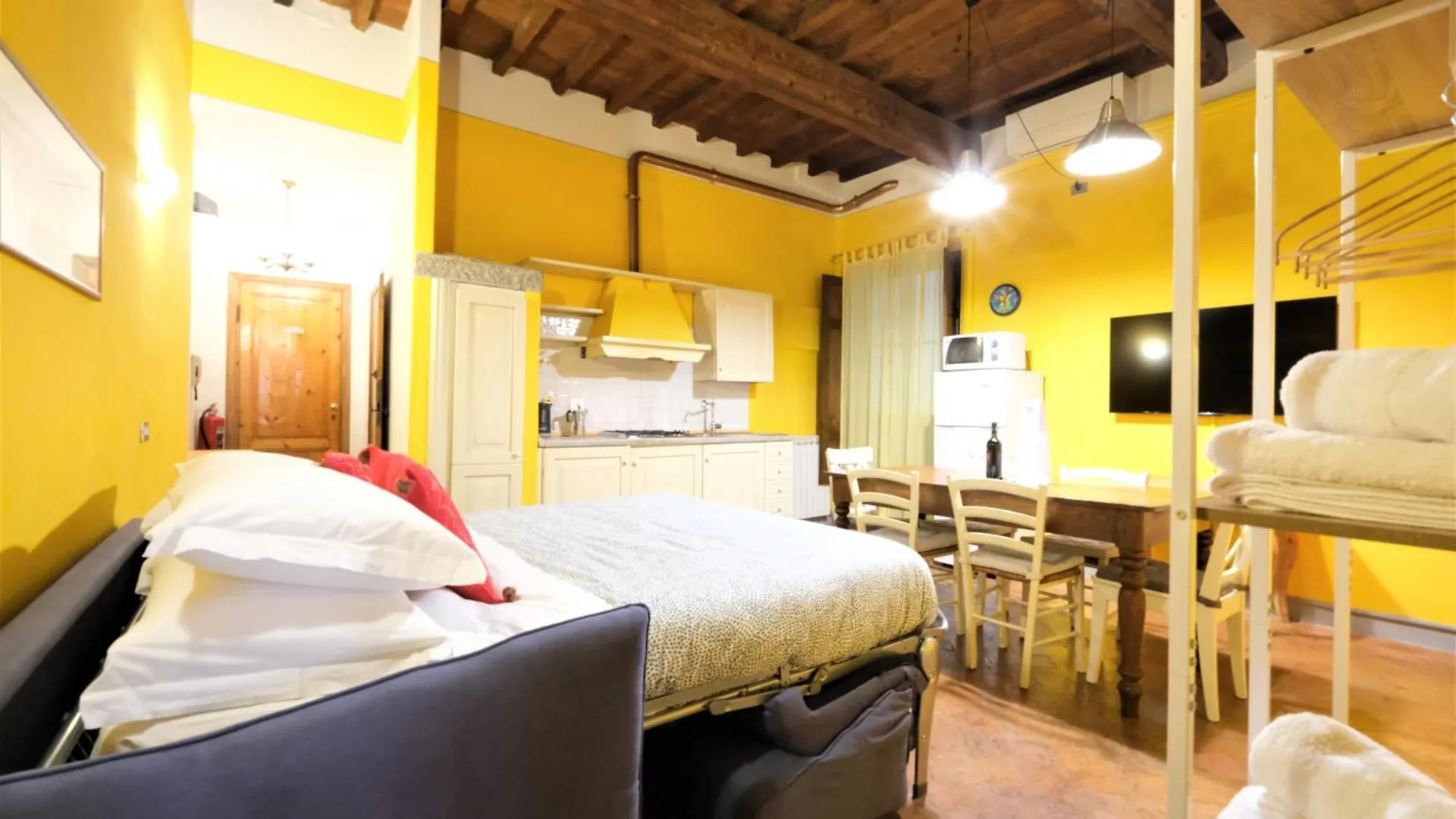 Wine Apartments Florence Pomino