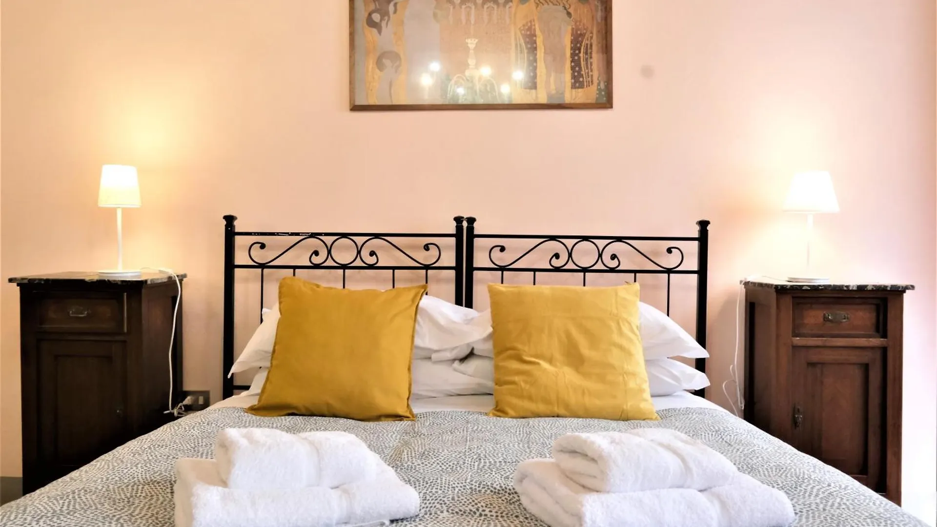 Wine Apartments Florence Pomino